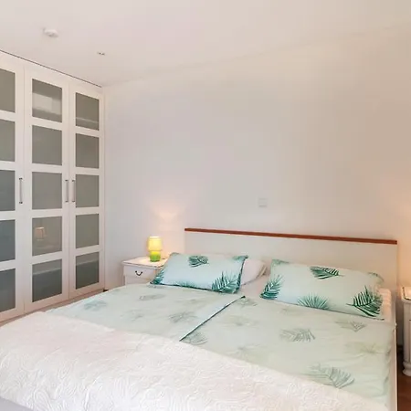 Anči Aparthotel Pisak
